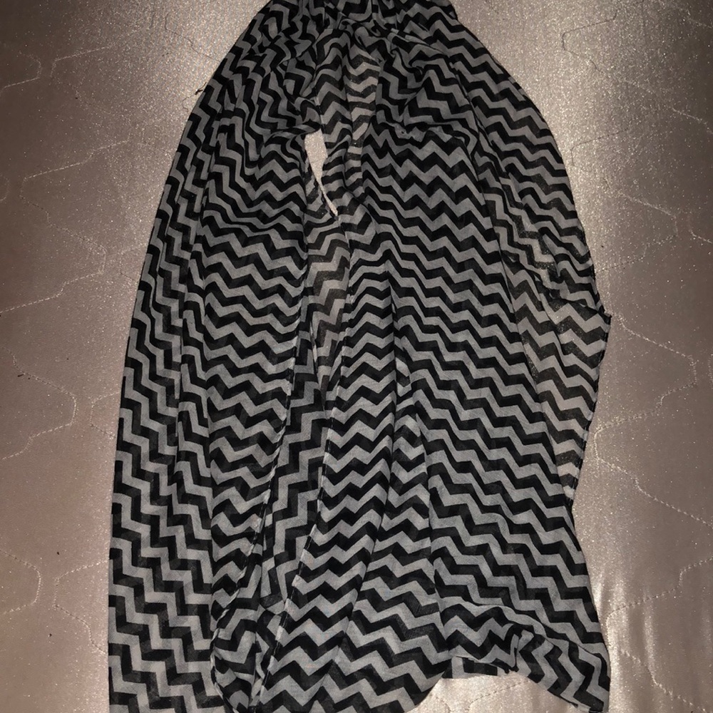 Infinity scarf
